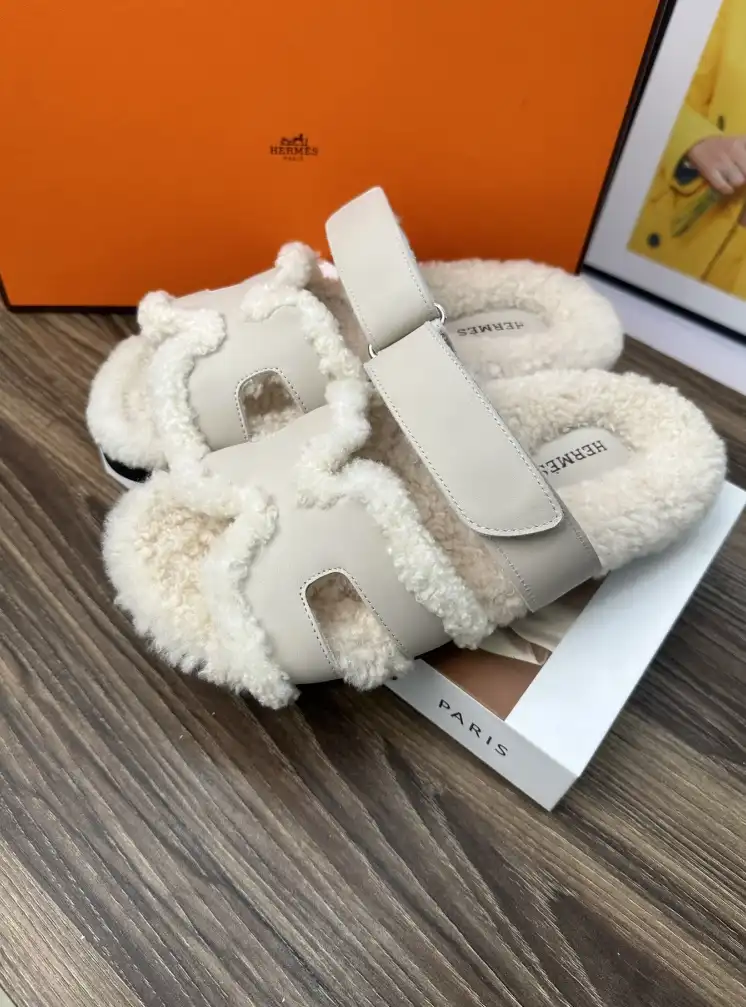 hype Hermes Slippers