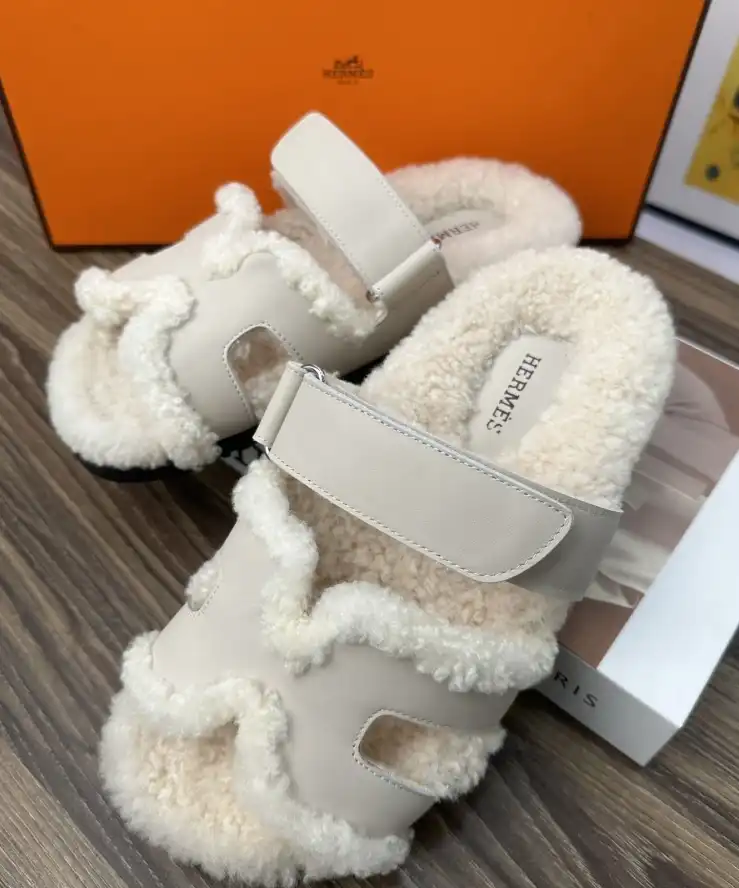 hype Hermes Slippers