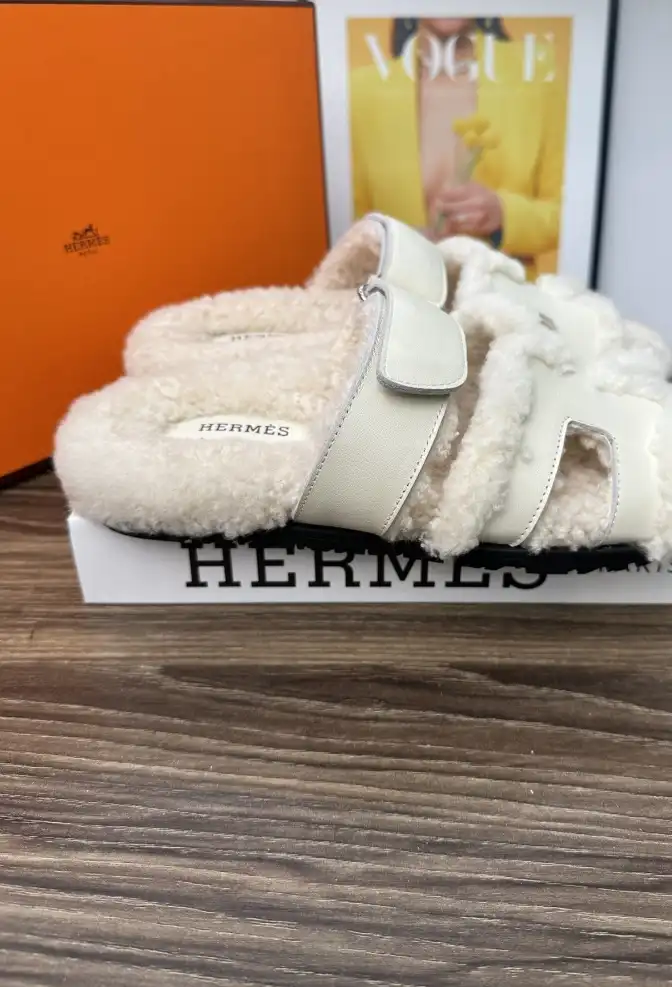 hype Hermes Slippers