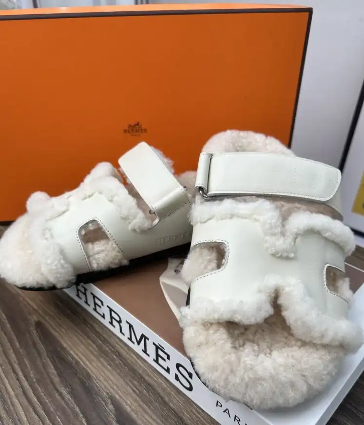 hype Hermes Slippers