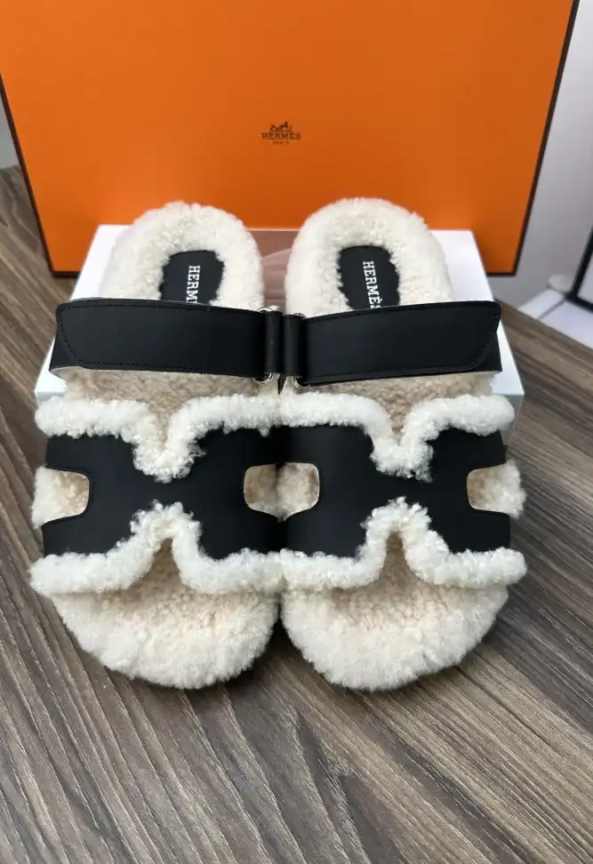 hype Hermes Slippers