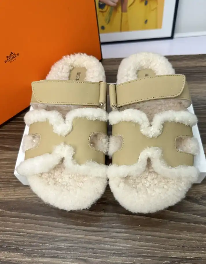 hype Hermes Slippers