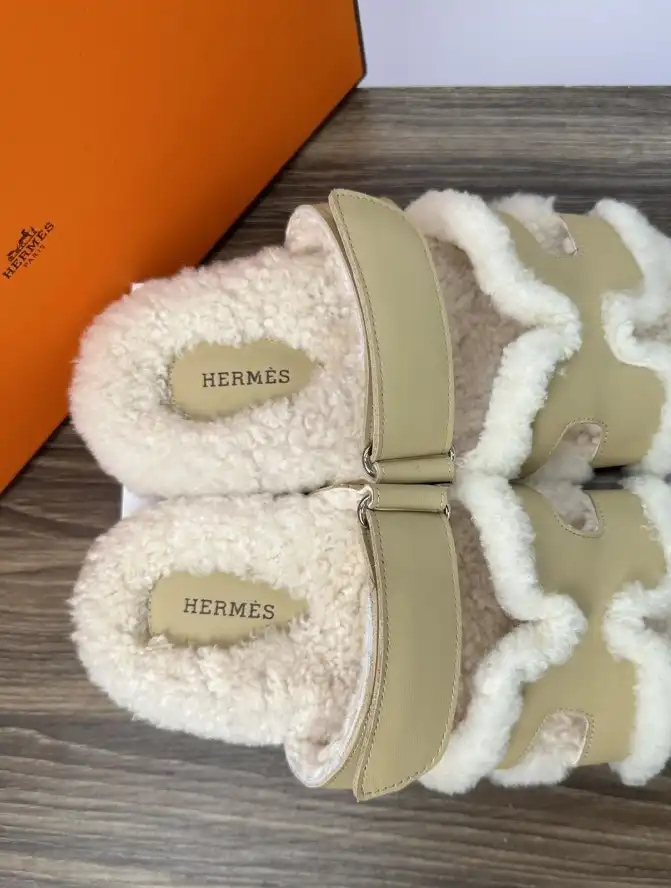 hype Hermes Slippers