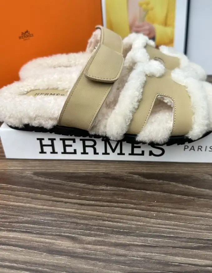 hype Hermes Slippers