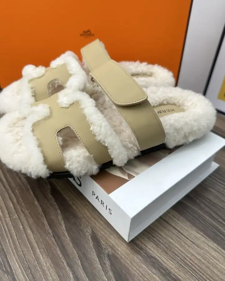 hype Hermes Slippers