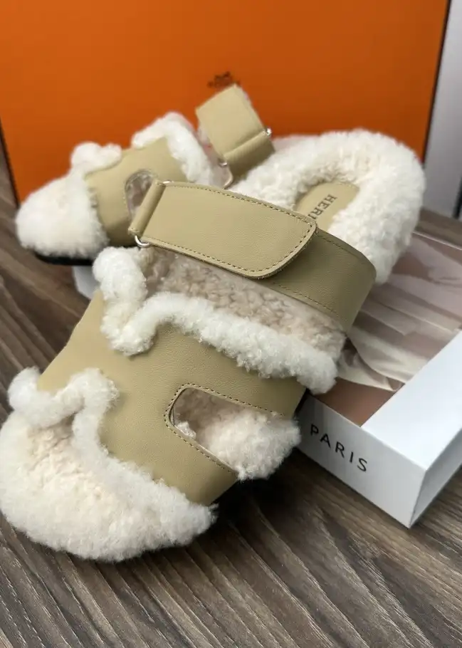 hype Hermes Slippers