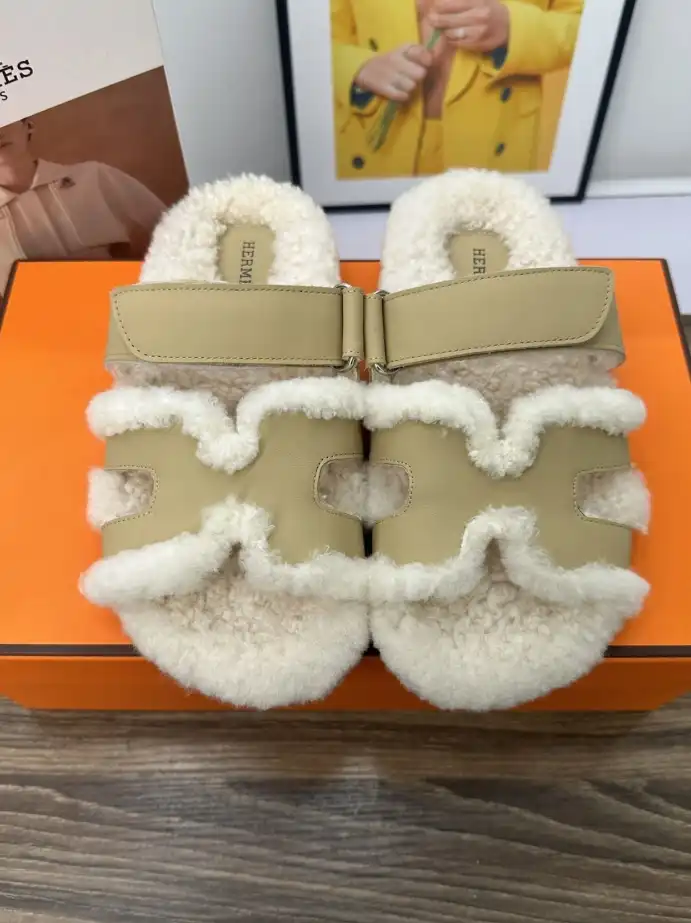 hype Hermes Slippers