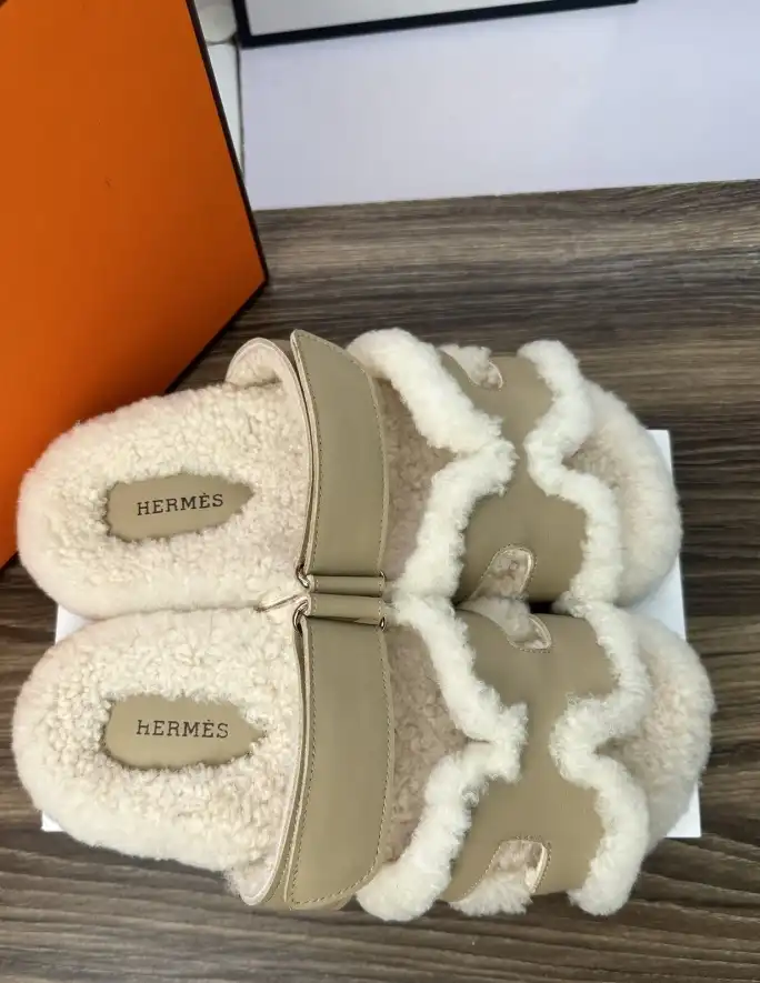 hype Hermes Slippers