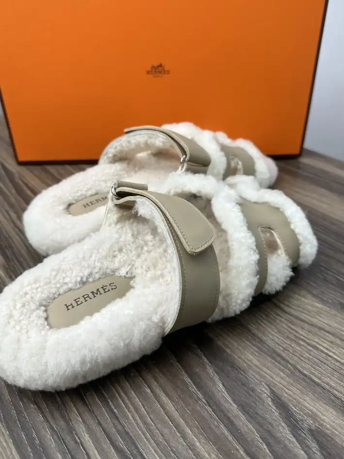 hype Hermes Slippers