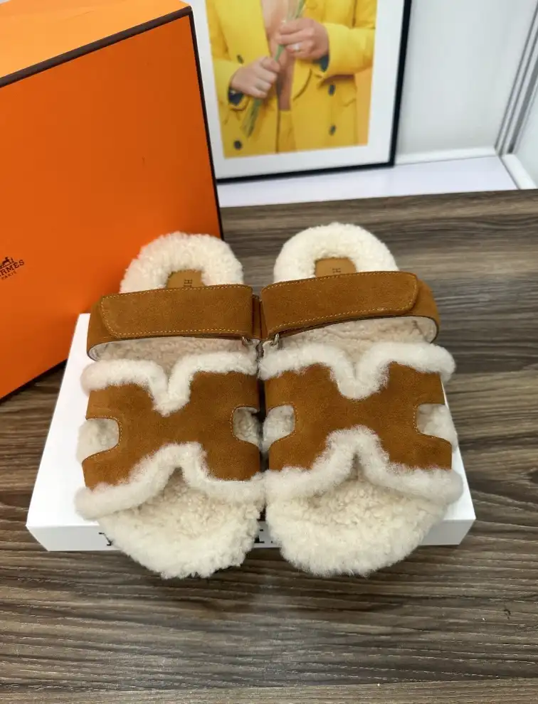 hype Hermes Slippers