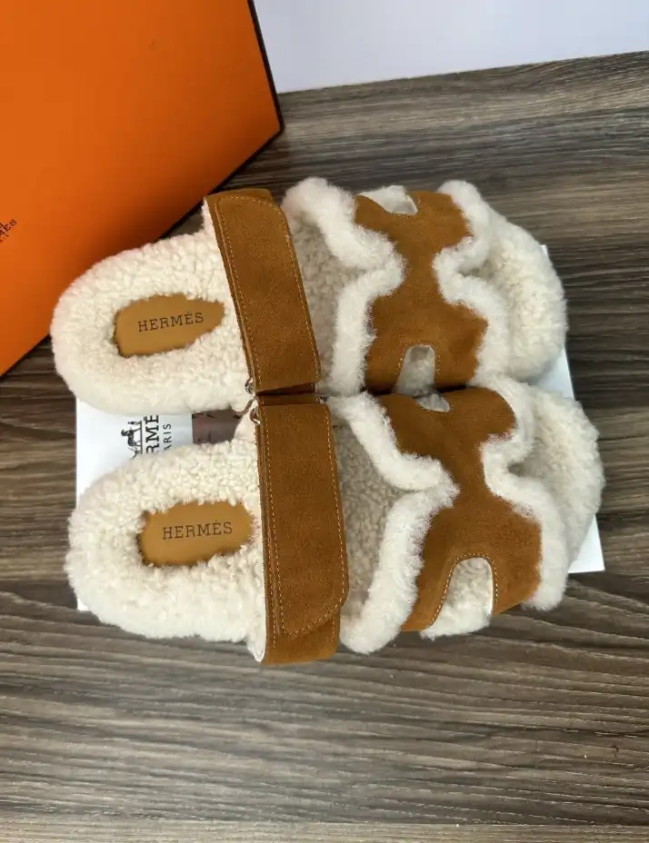 hype Hermes Slippers