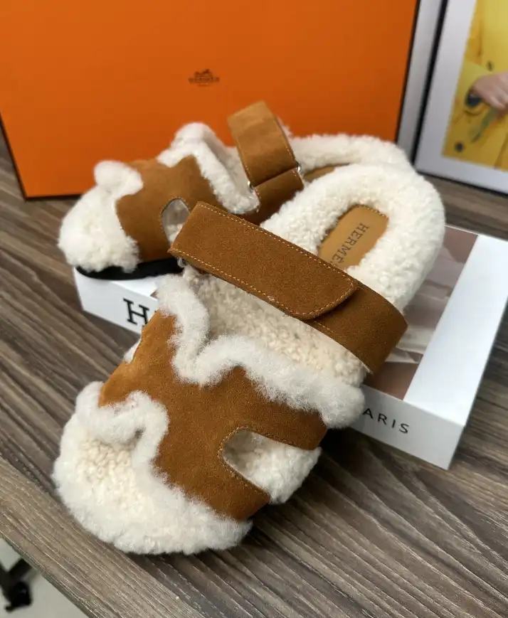 hype Hermes Slippers