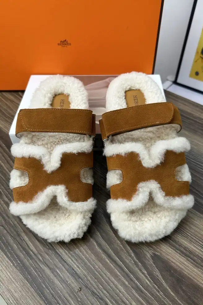 hype Hermes Slippers