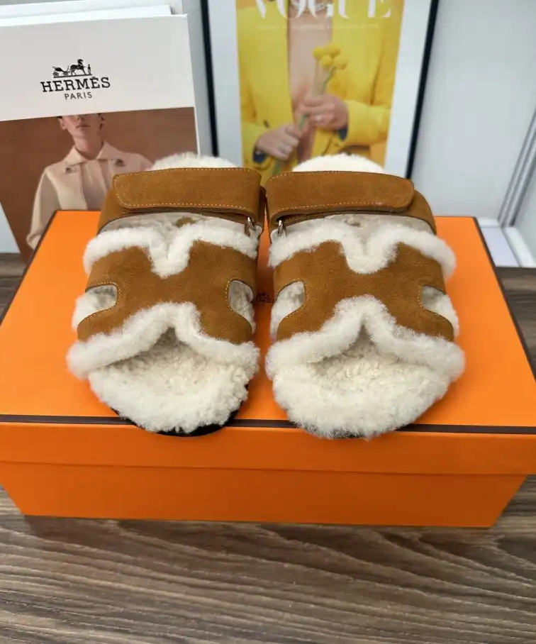 hype Hermes Slippers