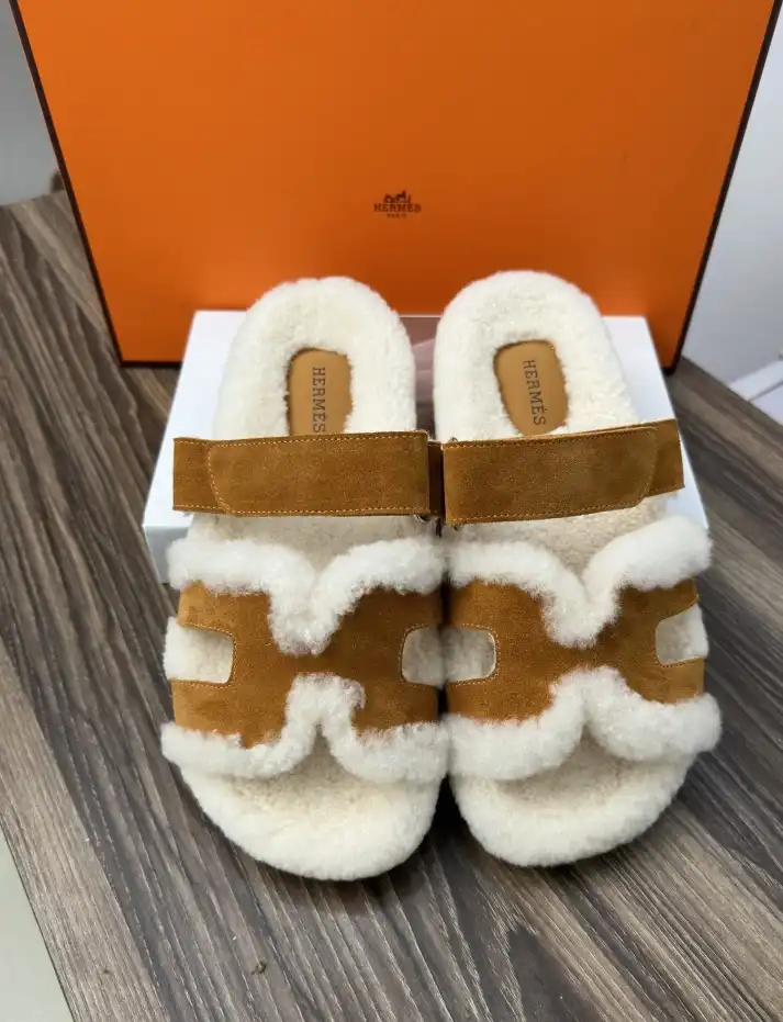 hype Hermes Slippers