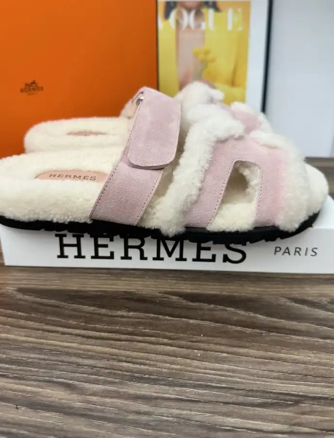 hype Hermes Slippers