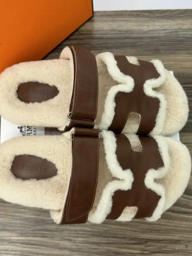 hype Hermes Slippers