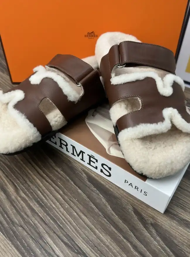 hype Hermes Slippers