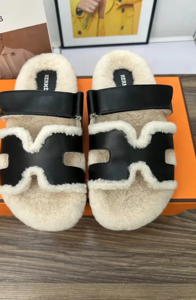 hype Hermes Slippers