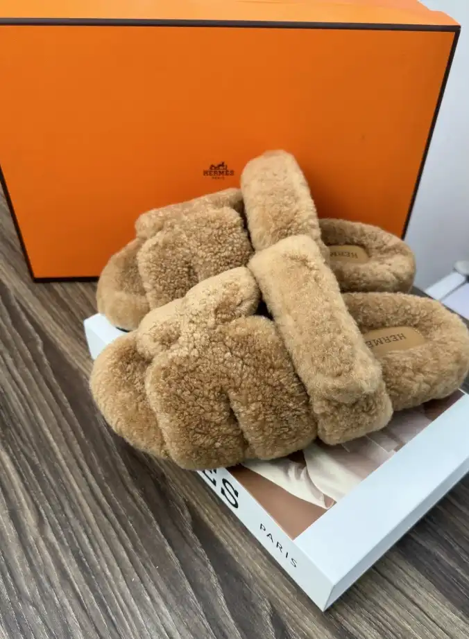 hype Hermes Slippers