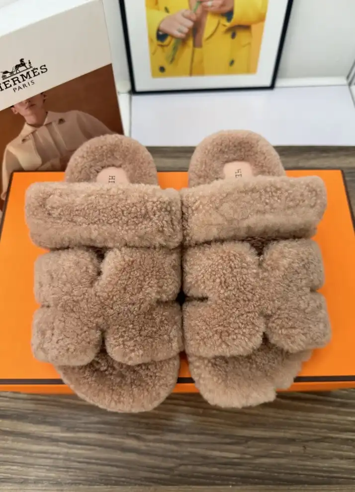 hype Hermes Slippers