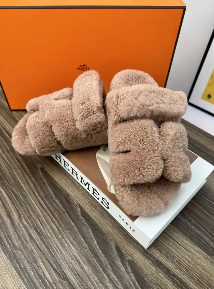 hype Hermes Slippers