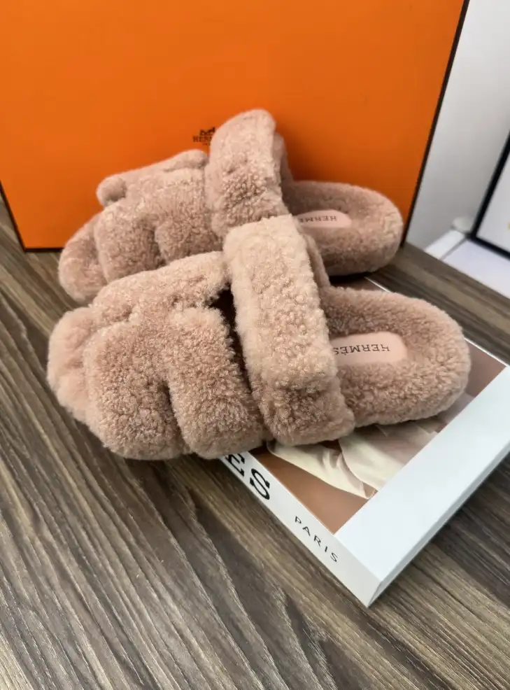 hype Hermes Slippers