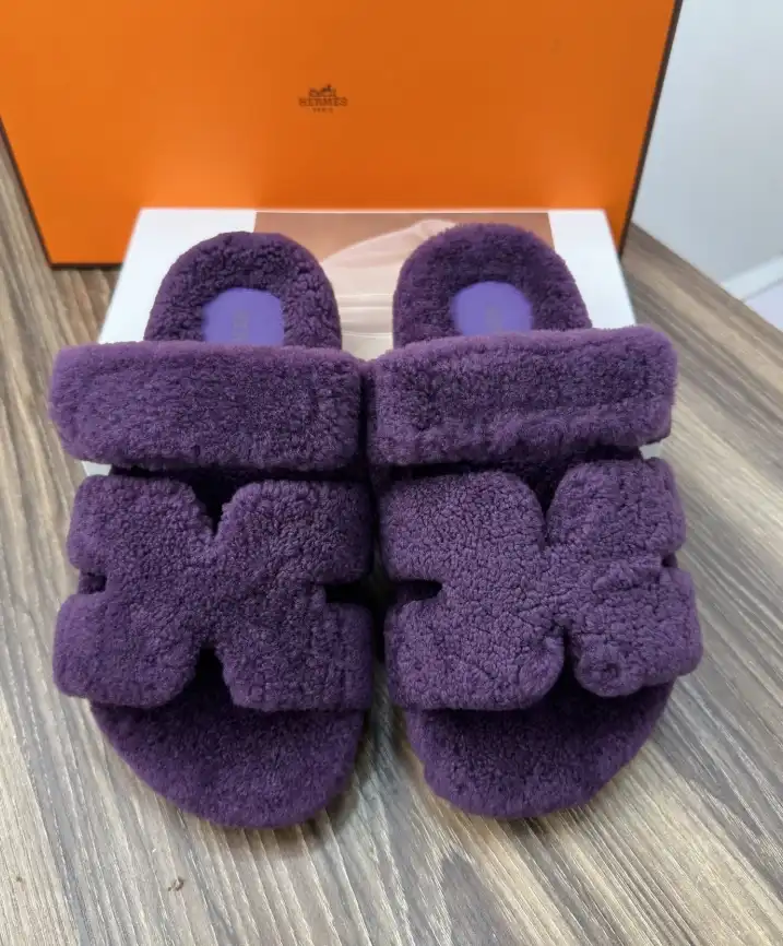 hype Hermes Slippers