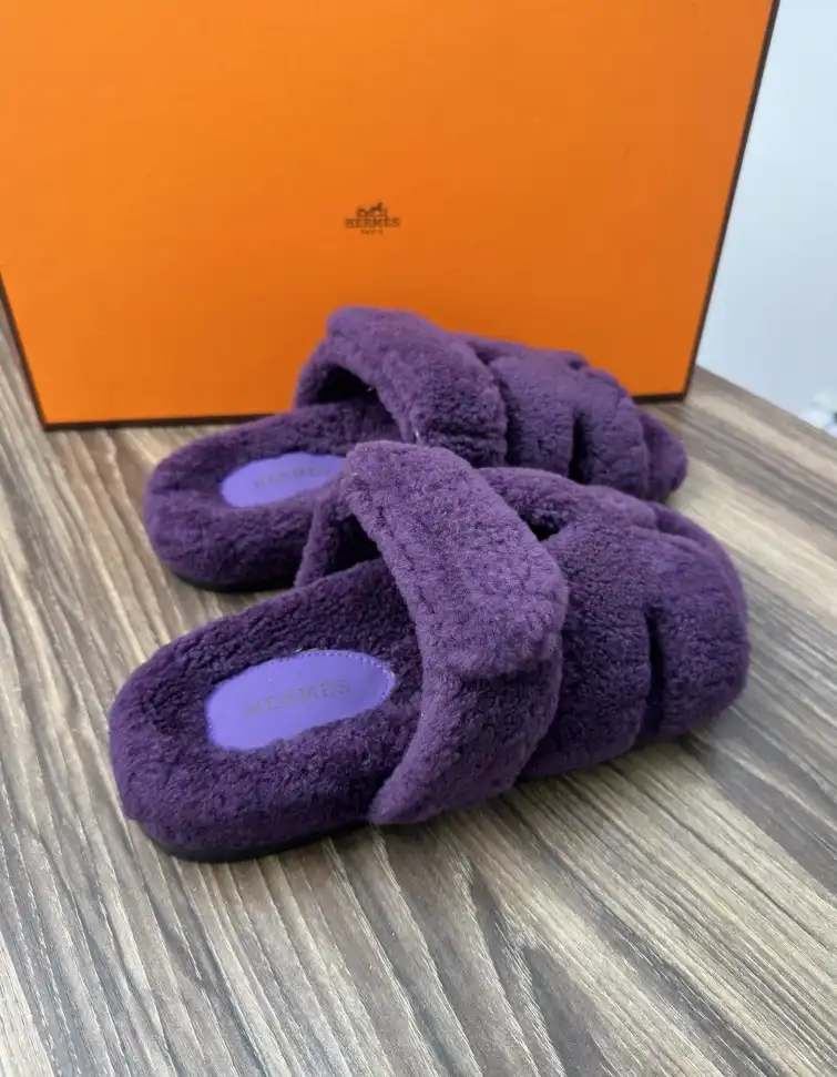 hype Hermes Slippers