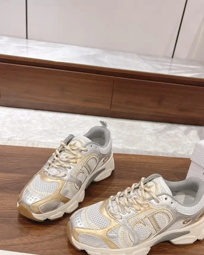 hype Christian Dior Sneakers