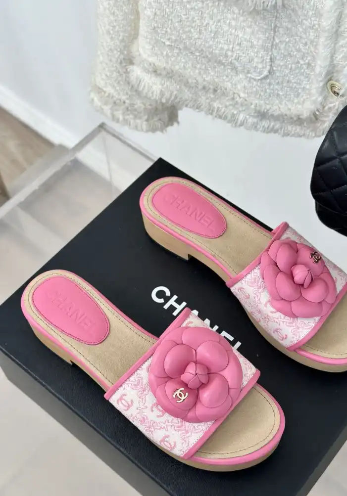 hype Chanel Slippers