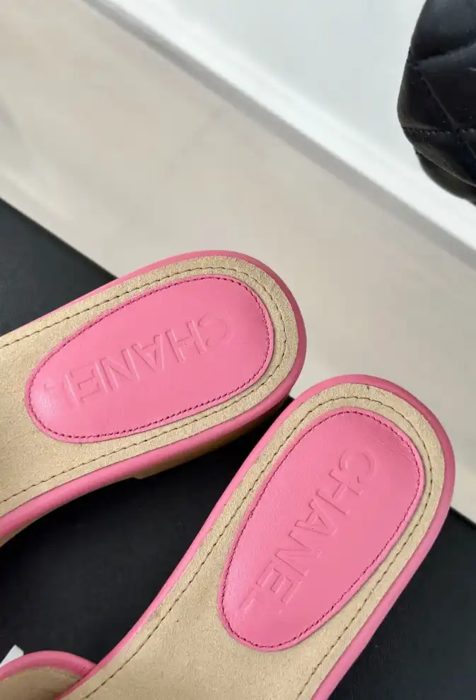 hype Chanel Slippers