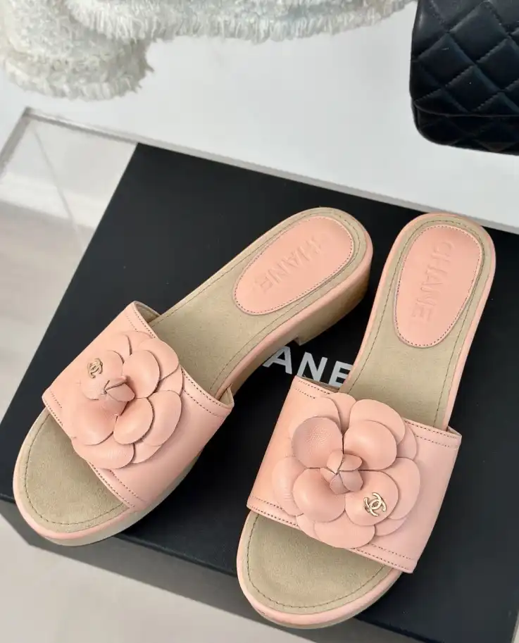 hype Chanel Slippers