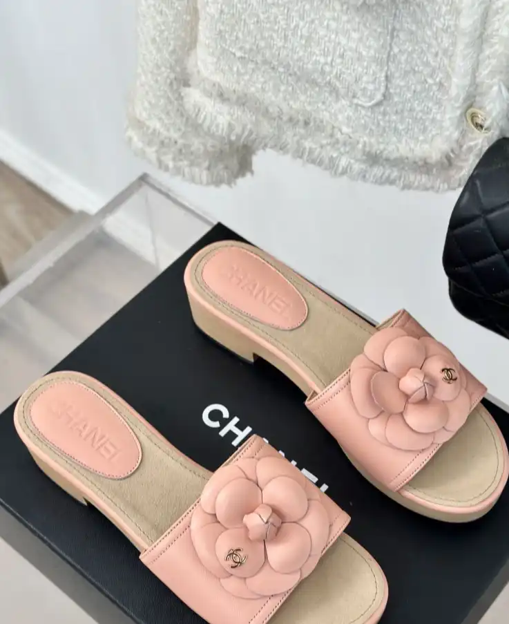 hype Chanel Slippers