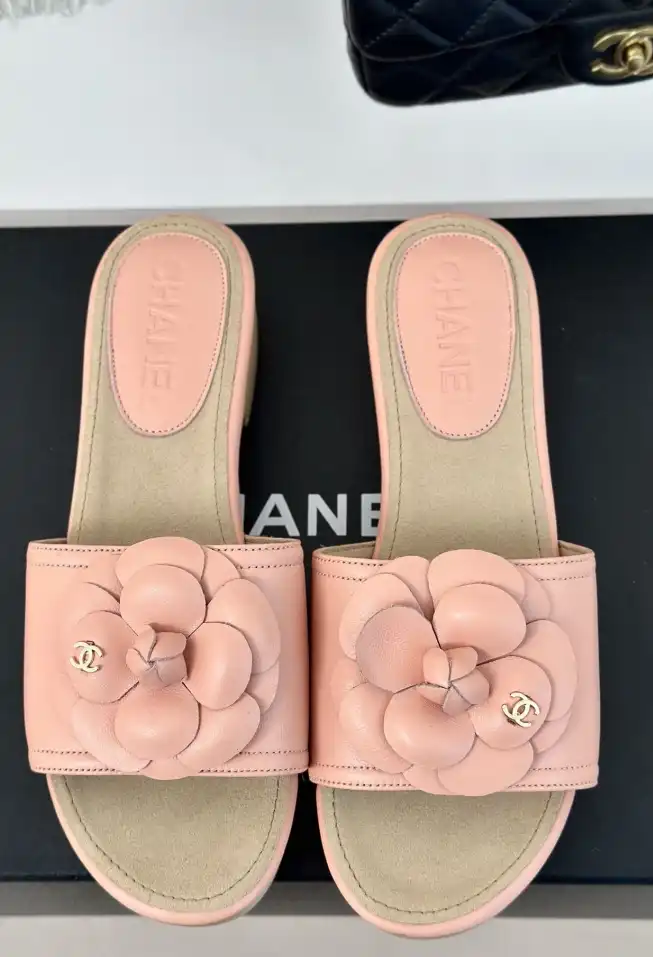 hype Chanel Slippers