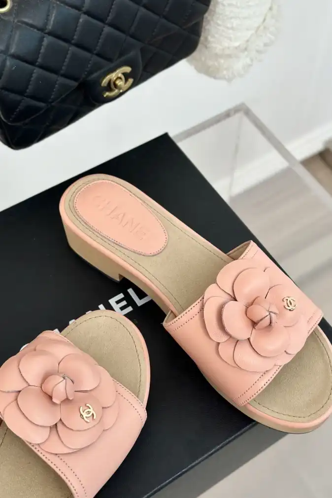 hype Chanel Slippers