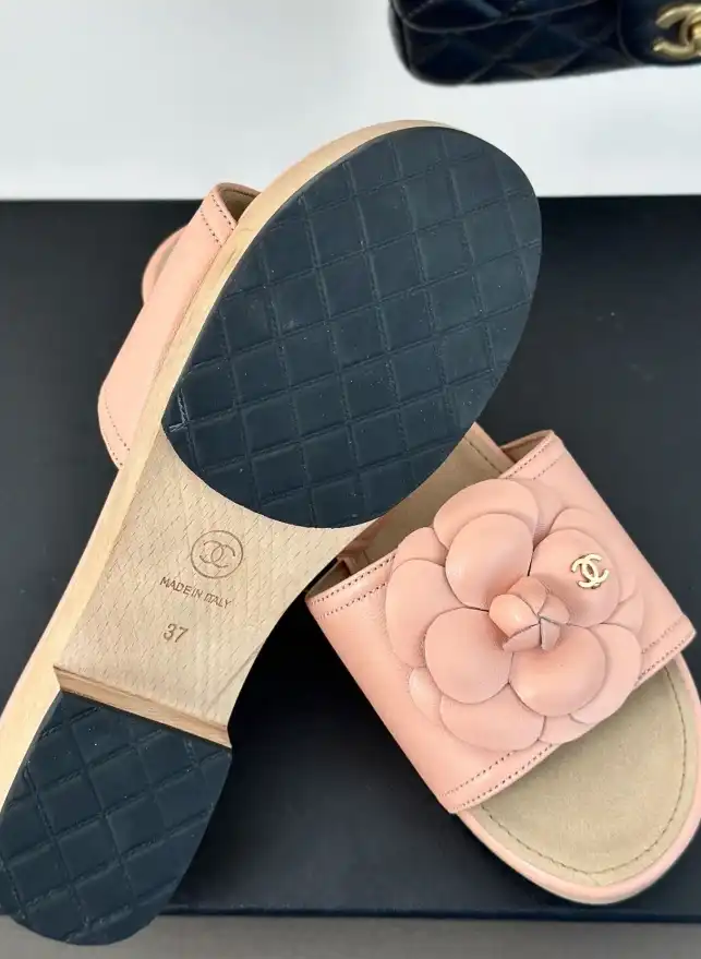 hype Chanel Slippers