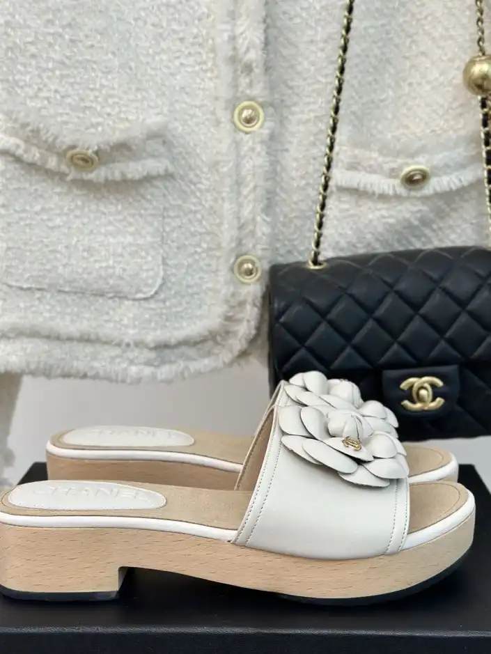 hype Chanel Slippers