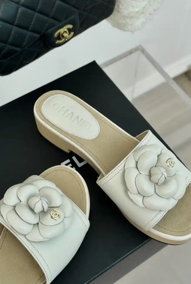 hype Chanel Slippers