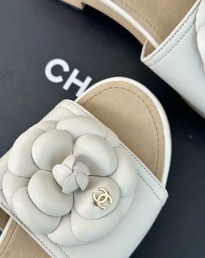 hype Chanel Slippers