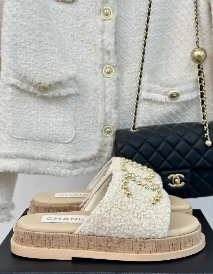 hype Chanel Slippers