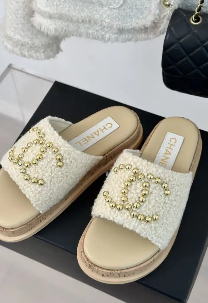 hype Chanel Slippers