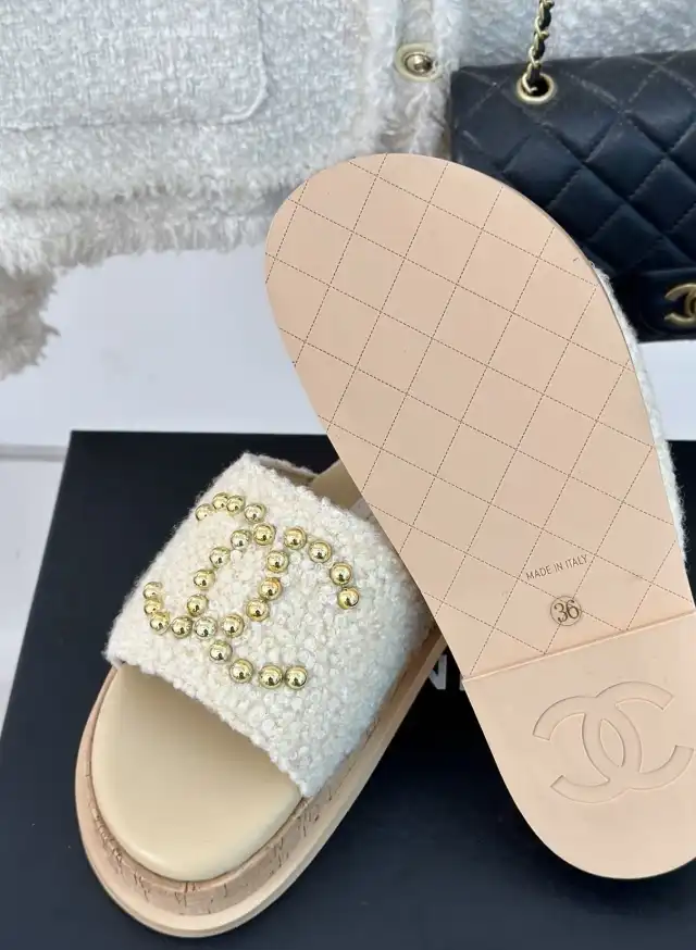 hype Chanel Slippers