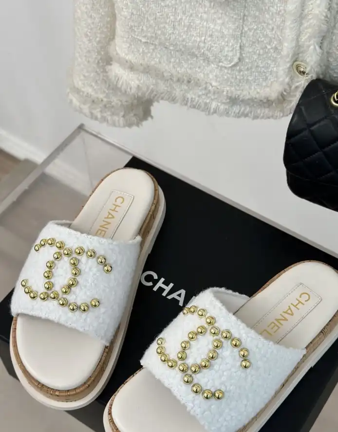 hype Chanel Slippers