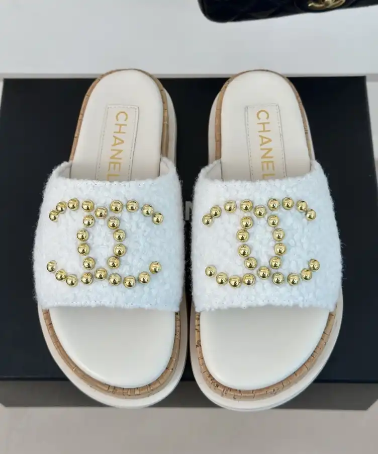 hype Chanel Slippers