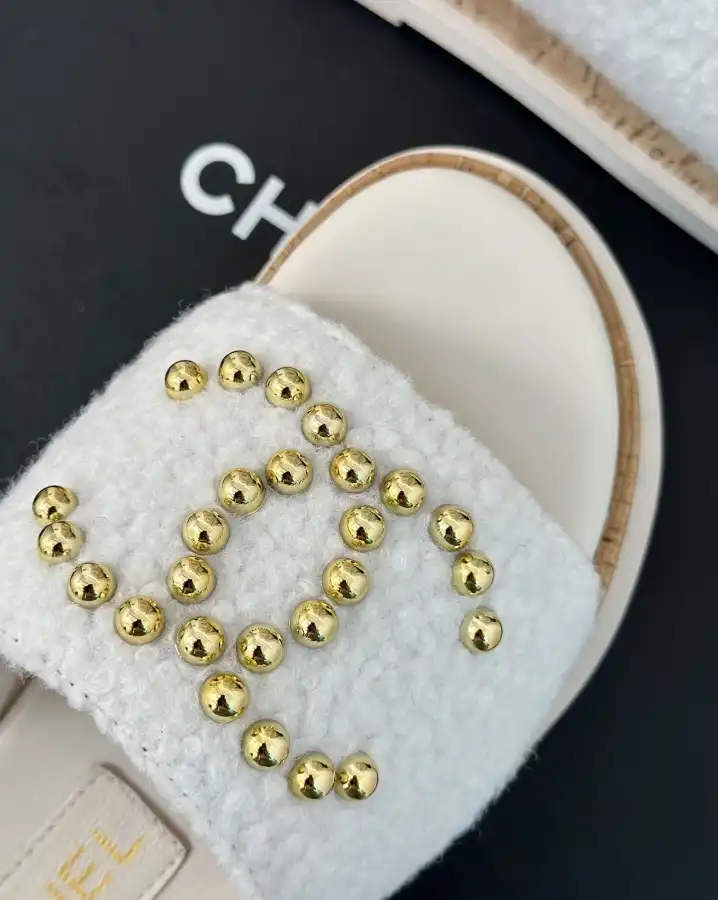 hype Chanel Slippers