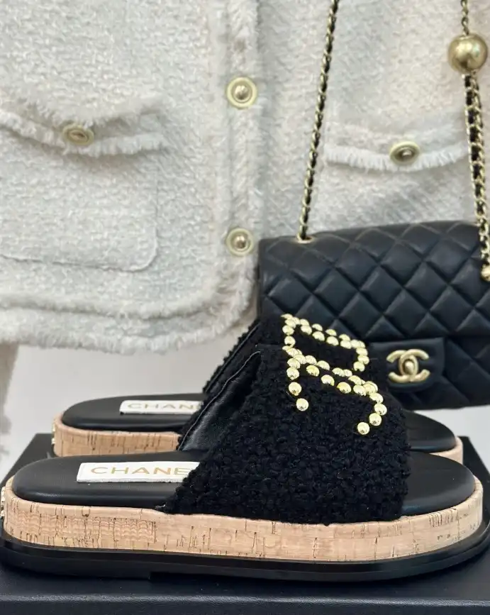 hype Chanel Slippers