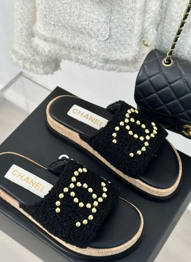 hype Chanel Slippers