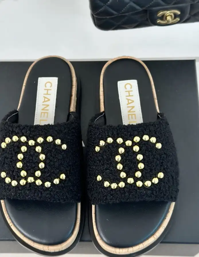 hype Chanel Slippers