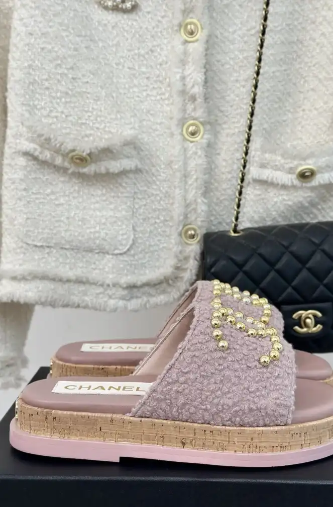 hype Chanel Slippers